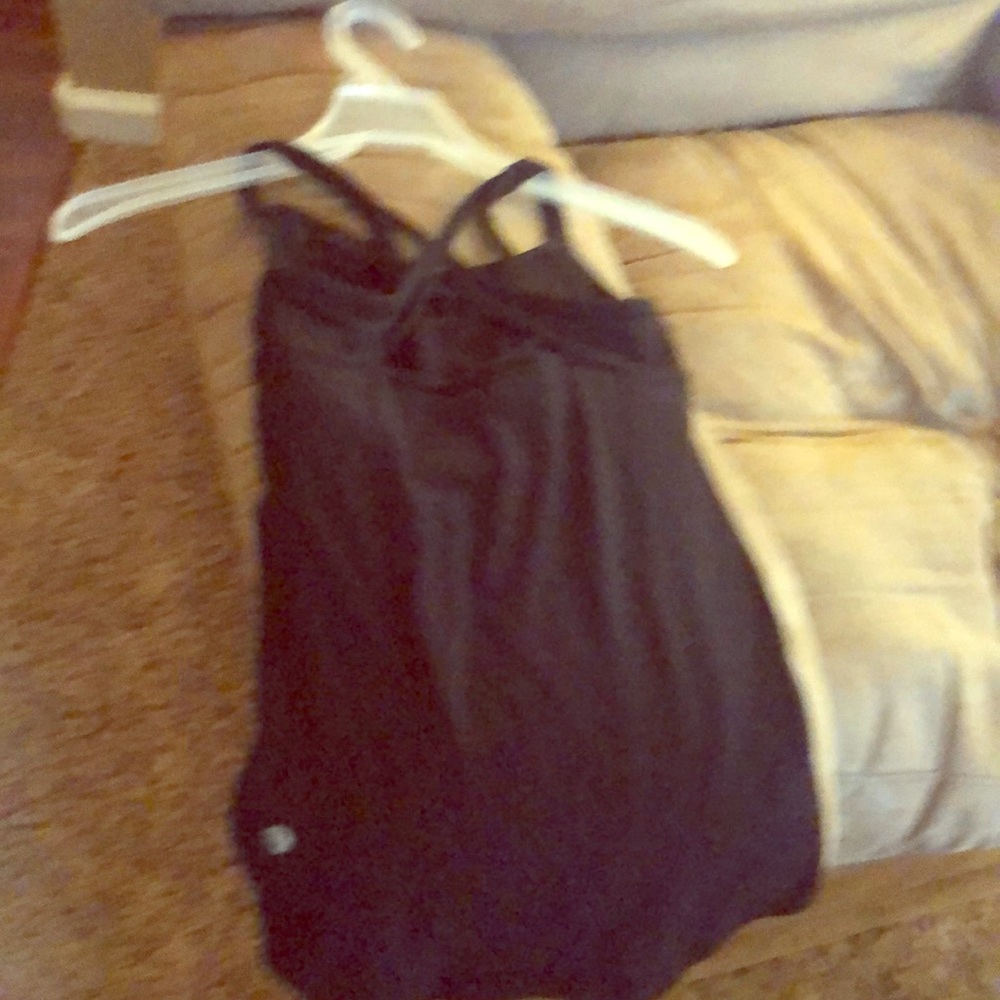 Lululemon black tin strap tank with shelf bra